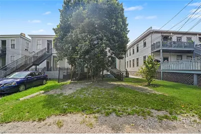 308 E Waldburg Street, Savannah, GA 31401 - Photo 39
