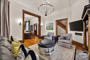 106 E Harris St, Savannah, GA 31401 - Photo 5
