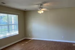 685 Rushing St, Richmond Hill, GA 31324 - Photo 5