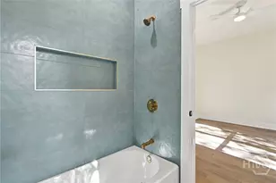 712 E 34th St, Savannah, GA 31401 - Photo 25