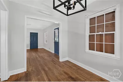 216 E 57th Street, Savannah, GA 31405 - Photo 15