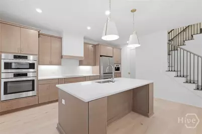 243 Mage Street, Savannah, GA 31302 - Photo 9