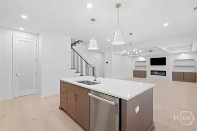 243 Mage Street, Savannah, GA 31302 - Photo 11