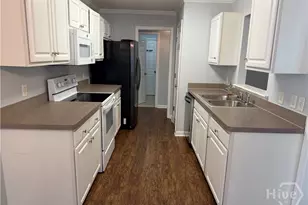 109 Brown Thrush Rd, Savannah, GA 31419 - Photo 9