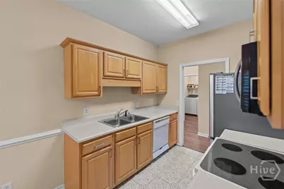 1159 Mohawk Street #B-1, Savannah, GA 31419 - Photo 7