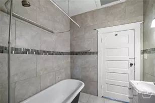 637 E 39th St, Savannah, GA 31401 - Photo 31