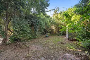 637 E 39th St, Savannah, GA 31401 - Photo 47