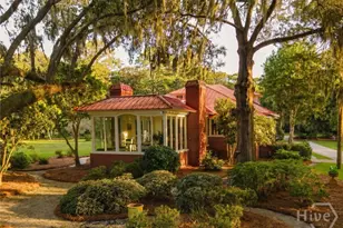 5909 La Roche Ave, Savannah, GA 31406 - Photo 3