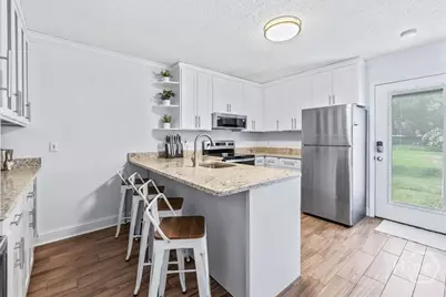 616 E Duffy Street, Savannah, GA 31401 - Photo 17