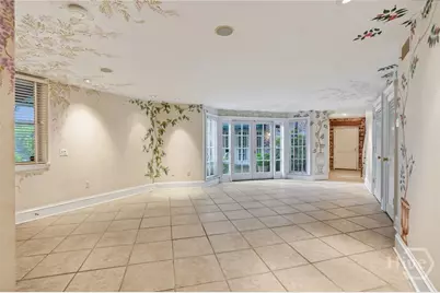 11 W Jones Street, Savannah, GA 31401 - Photo 41