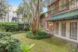 11 W Jones St, Savannah, GA 31401 - Photo 43