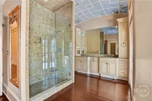 11 W Jones St, Savannah, GA 31401 - Photo 27