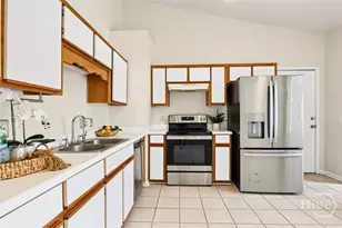 158 Stockbridge Dr, Savannah, GA 31419 - Photo 5