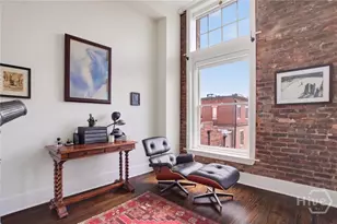 9 W York St, Savannah, GA 31401 - Photo 3