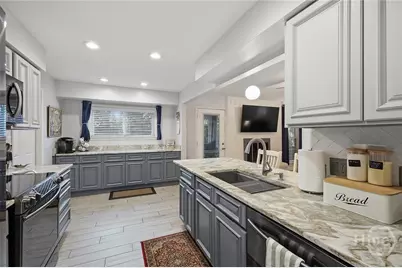 605 Leaning Oaks Drive, Savannah, GA 31410 - Photo 15