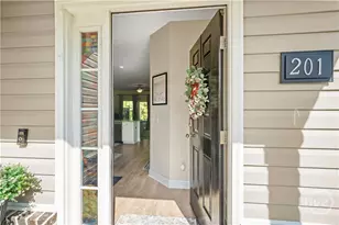 201 Ainsdale Dr, Richmond Hill, GA 31324 - Photo 5