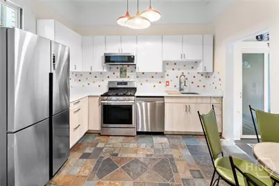 524 E Henry Street, Savannah, GA 31401 - Photo 13