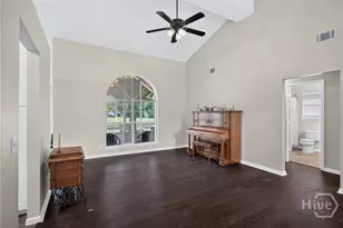 101 Laurens Ln, Savannah, GA 31419 - Photo 5