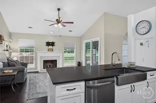 101 Laurens Ln, Savannah, GA 31419 - Photo 9