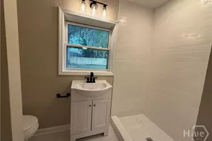 2406 Bon Air Dr, Savannah, GA 31406 - Photo 13