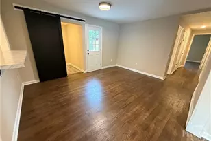2406 Bon Air Dr, Savannah, GA 31406 - Photo 5