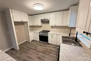 2406 Bon Air Dr, Savannah, GA 31406 - Photo 7