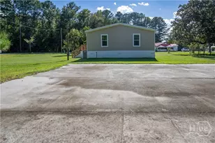 660 N Macon St, Ludowici, GA 31313 - Photo 29