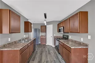215 Barbour Ln, Hinesville, GA 31313 - Photo 13