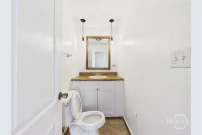 211 W 59th Street, Savannah, GA 31405 - Photo 15