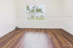 211 W 59th St, Savannah, GA 31405 - Photo 13