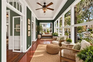 303 W 36th St, Savannah, GA 31401 - Photo 11