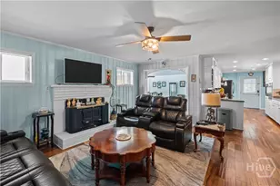 124 Drennon Dr, Jesup, GA 31545 - Photo 5