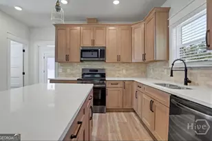 1005 E 35th St, Savannah, GA 31401 - Photo 5
