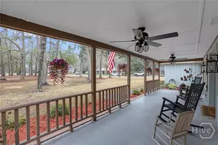 206 Hillary Rd, Savannah, GA 31410 - Photo 37