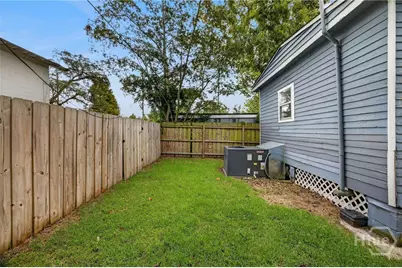 666 E 32nd Street, Savannah, GA 31401 - Photo 25