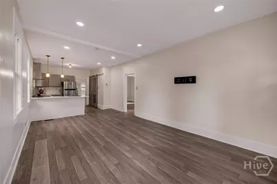 666 E 32nd Street, Savannah, GA 31401 - Photo 3