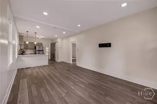 666 E 32nd St, Savannah, GA 31401 - Photo 3