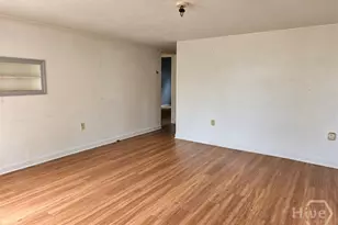 1 Rowe Ave, Garden City, GA 31408 - Photo 3