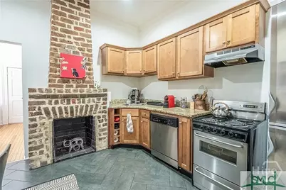 108 W Duffy Lane, Savannah, GA 31401 - Photo 7