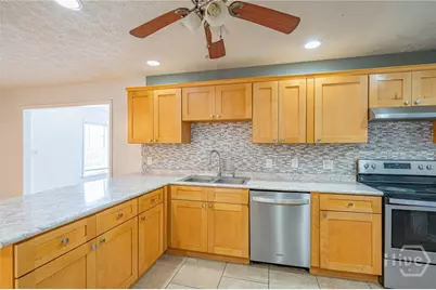 17 Oxford Court, Savannah, GA 31419 - Photo 13