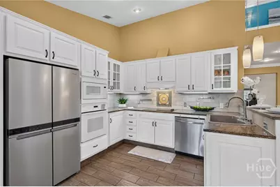 220 Laurelwood Drive, Savannah, GA 31419 - Photo 9