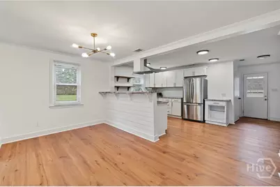 2402 Texas Avenue, Savannah, GA 31404 - Photo 9