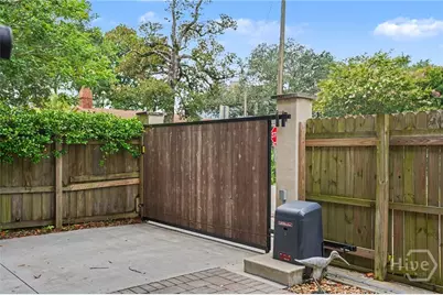 625 Tattnall Street, Savannah, GA 31401 - Photo 47