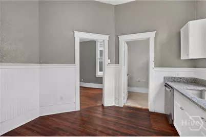 826 E Duffy Street, Savannah, GA 31401 - Photo 17