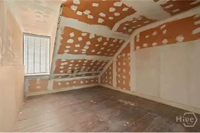 11 W Charlton Street, Savannah, GA 31401 - Photo 39