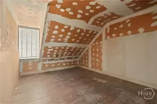 11 W Charlton St, Savannah, GA 31401 - Photo 39
