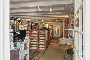 11 W Charlton St, Savannah, GA 31401 - Photo 43