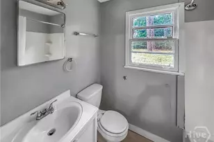 1536 Audubon Dr, Savannah, GA 31415 - Photo 9