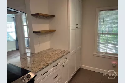 21 E 61st Street, Savannah, GA 31405 - Photo 9