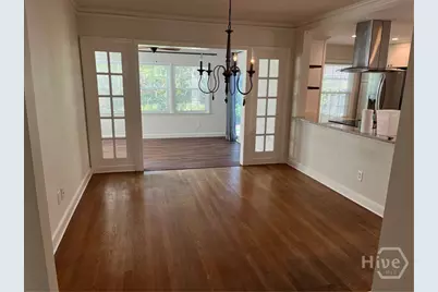 21 E 61st Street, Savannah, GA 31405 - Photo 11